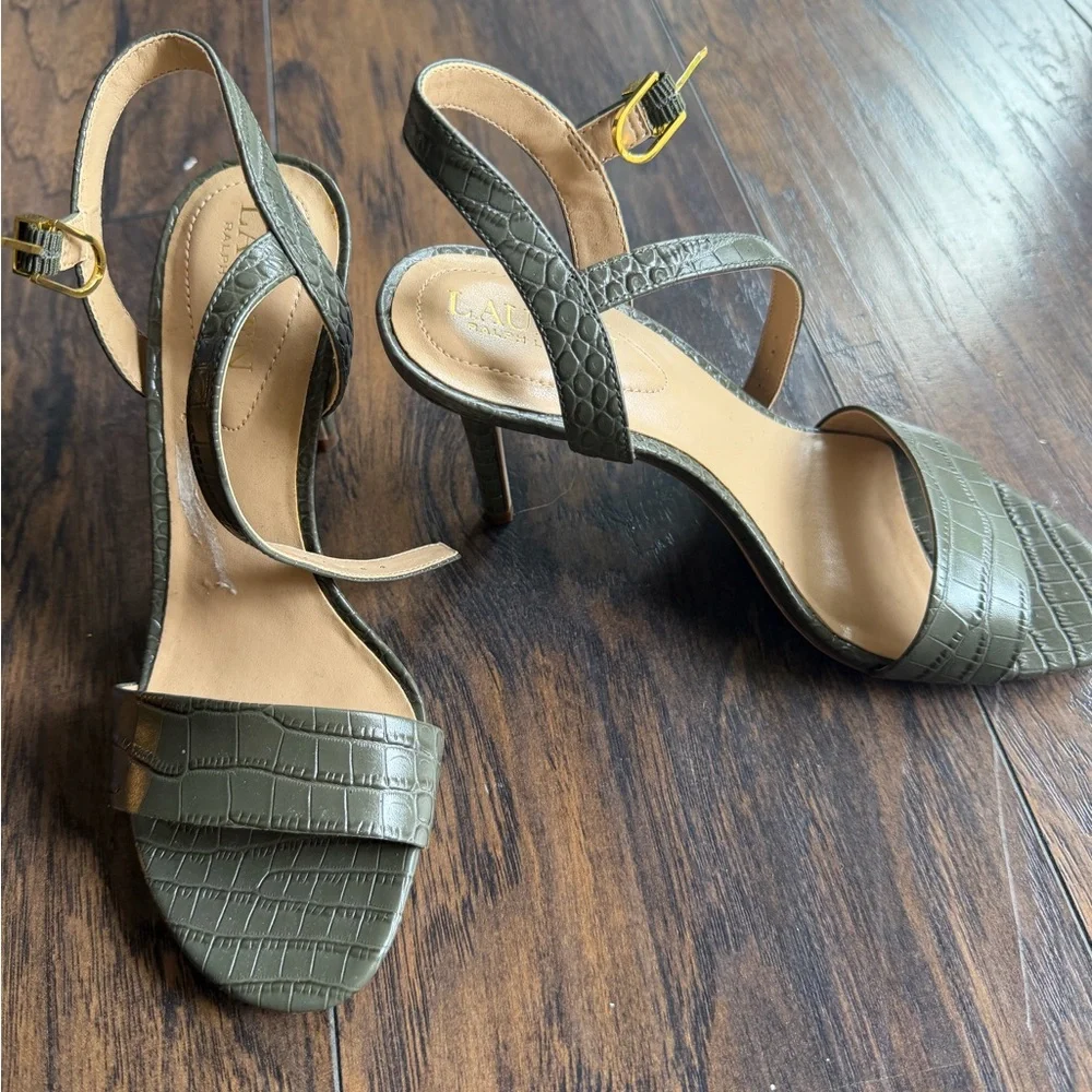 Elegant Ralph Lauren New Olive Green Strappy Heels - Picture 1 of 4